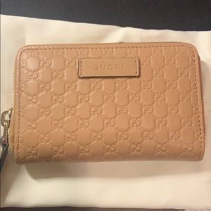 NWT Gucci microguccissima small zip wallet